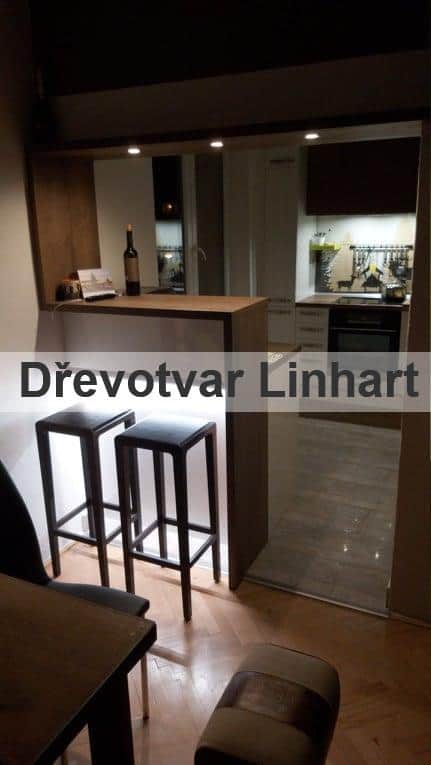 Bar s led osvětlením