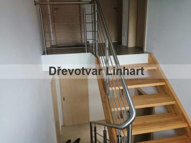 Umístění zhotoveného ramene