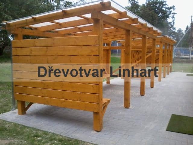 Fotbalové střídačky